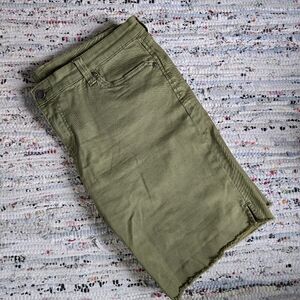 Kut From The Kloth Dark Green Natalie Bermuda Raw Hem Shorts